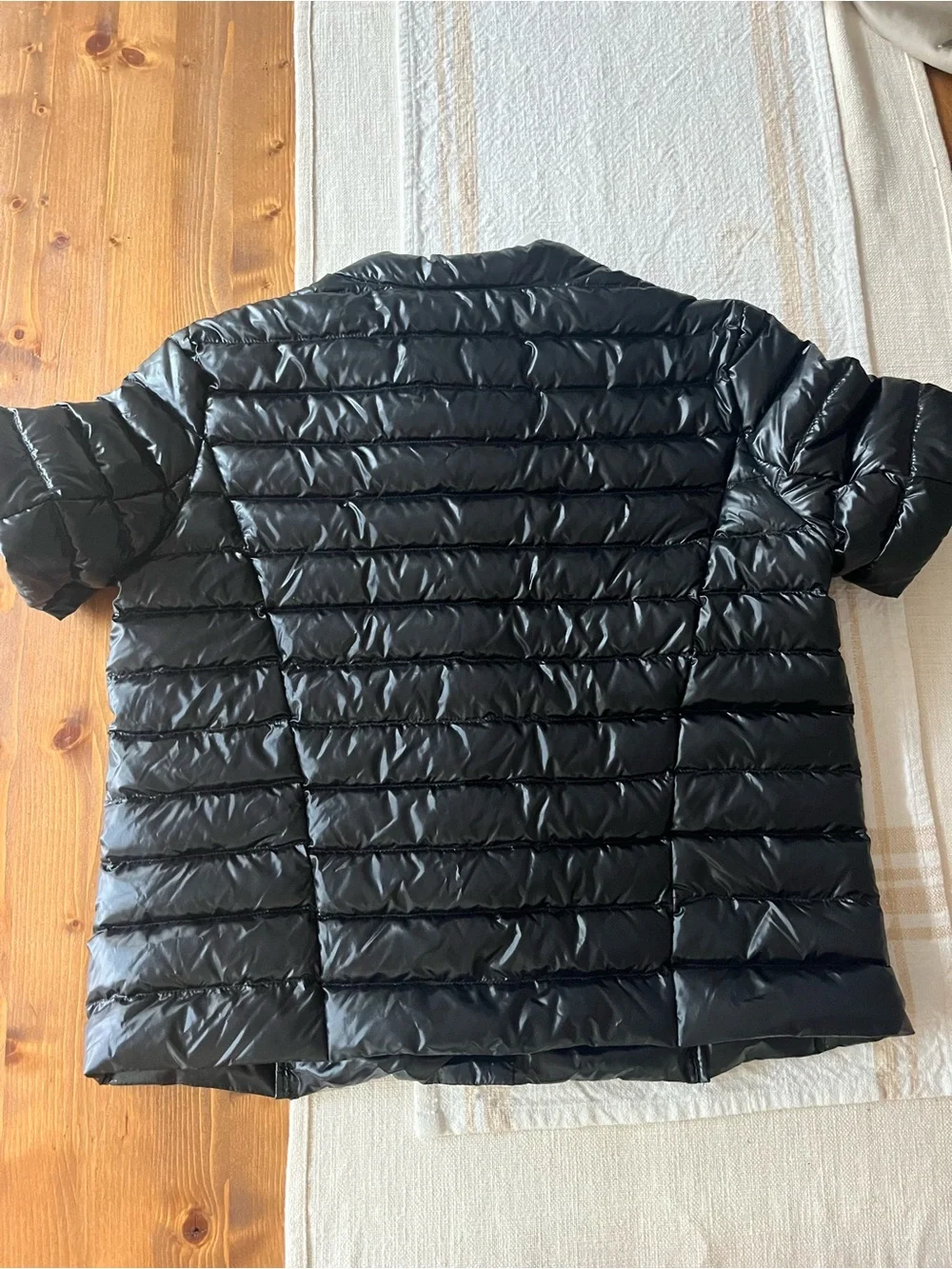 NWT J.McLaughlin Black Puffer Short Sleeve Jacket - Women's XS
